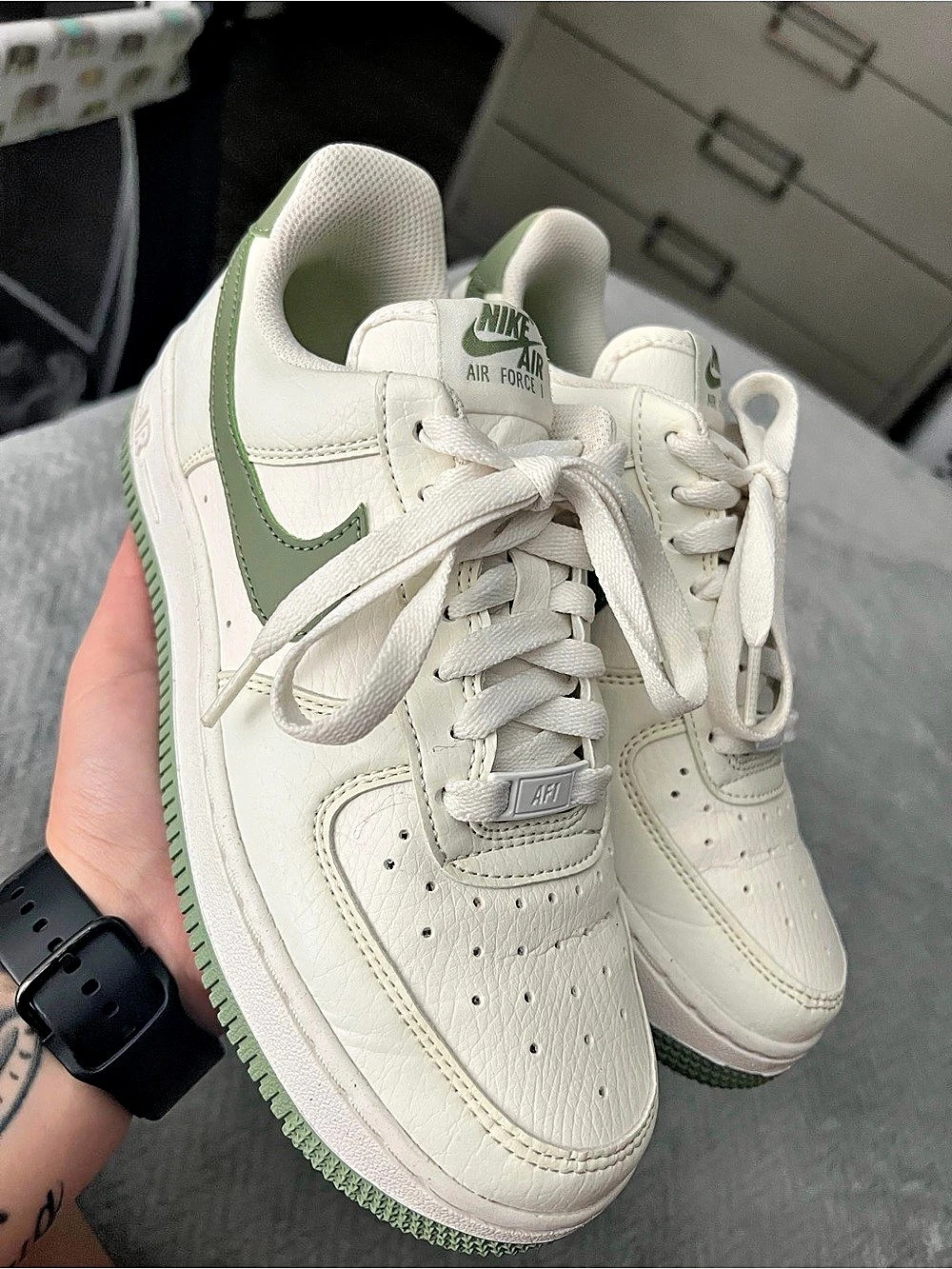 Like New - Women’s Nike Air Force 1 Shoes size 6.5